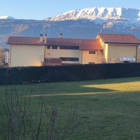 Complesso Turistico Aurora - Appartamenti Poggio Picenze Extérieur photo