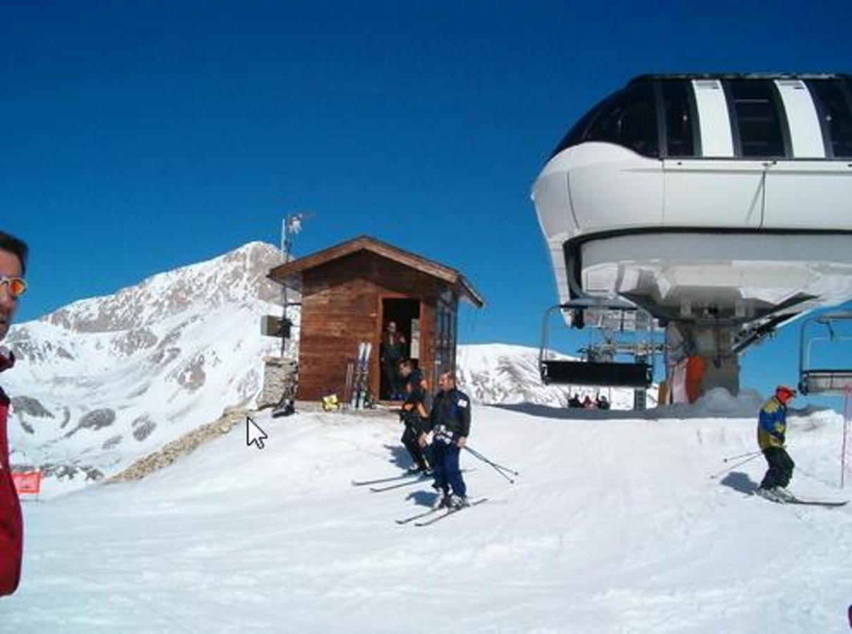Complesso Turistico Aurora - Appartamenti Poggio Picenze Extérieur photo
