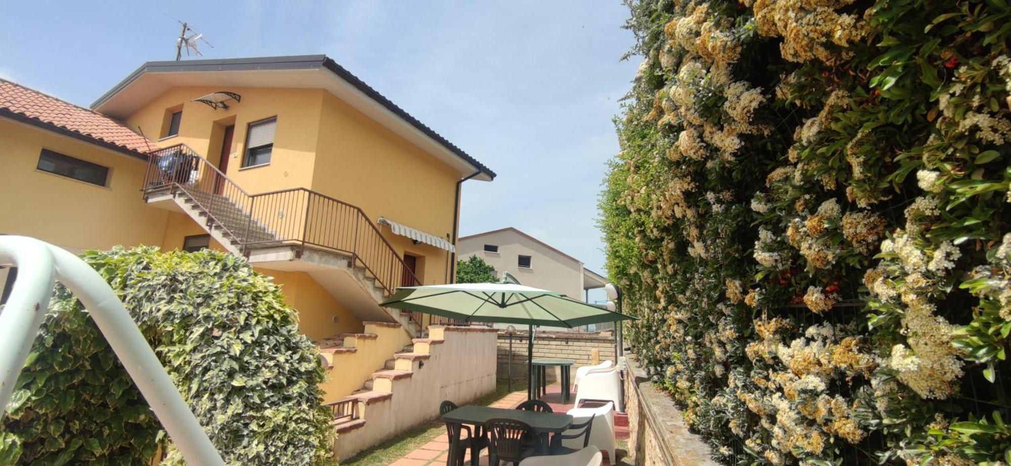 Complesso Turistico Aurora - Appartamenti Poggio Picenze Extérieur photo